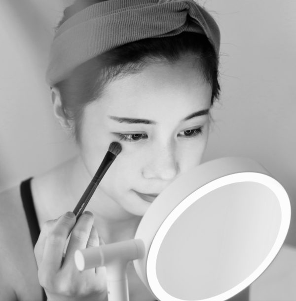 OSC Illuminated 2-Way Make Up Mirror (Cordless + Rechargeable) WHITE-24763