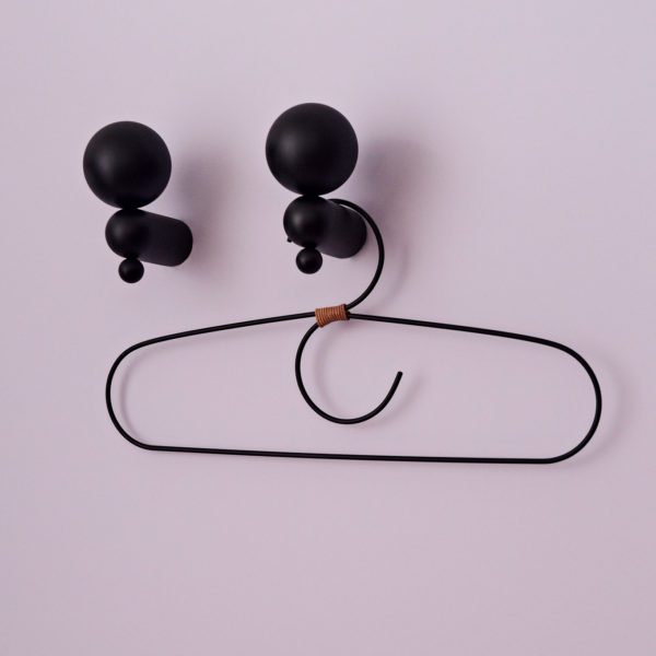 OYOY Fuku Clothes Hanger Anthracite/Leather - Set of 2-0