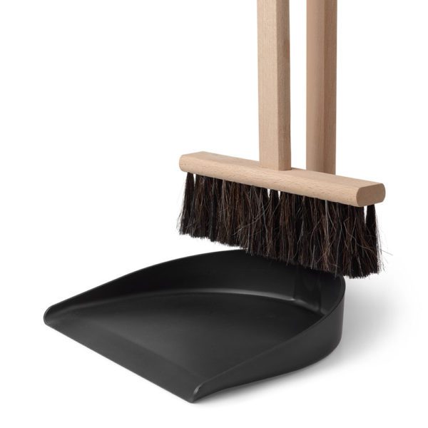 ferm LIVING Icon Sweep Broom and Dustpan Set, Natural-35706