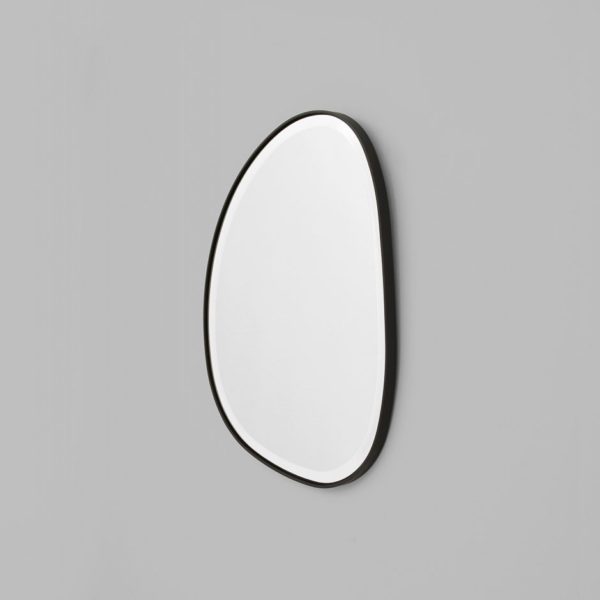 MIDDLE OF NOWHERE Pebble Mirror, Black - 55x70cm-35960