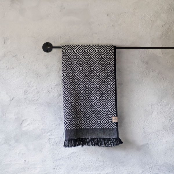 METTE DITMER Morocco Towel, Organic Cotton, 50x90cm Black/White-36179