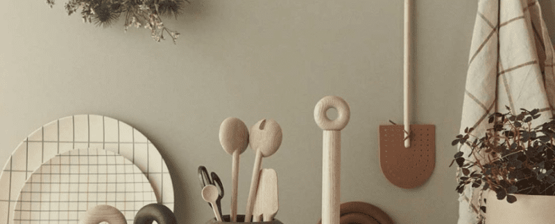 Designstuff-Home-Living-Kitchen-Dining-Kitchen-Accessories-Fly-Swatters-Banner
