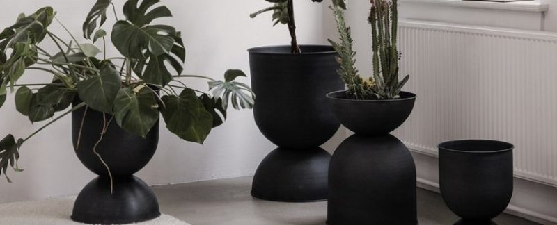commercial pots and planters