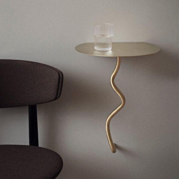DESIGNSTUFF curvature wall table brass by ferm Living