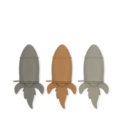 Set of 3 kids ice cream mould rocket made of 100% silicone.