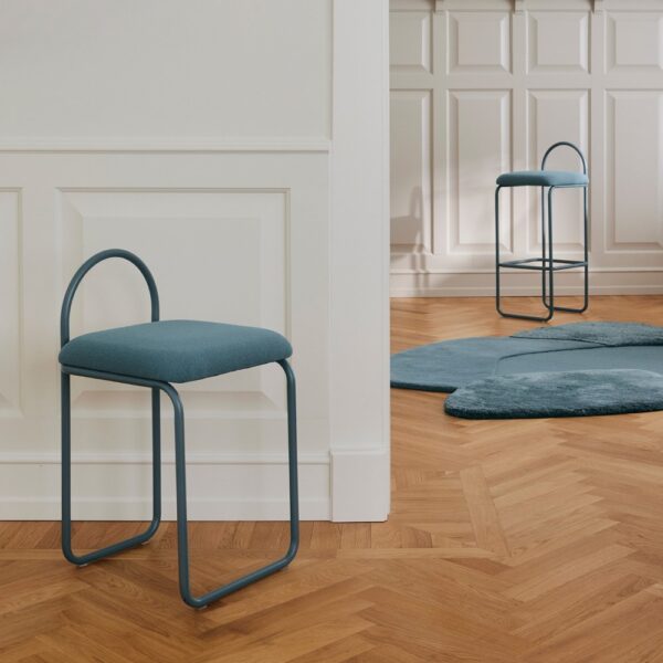 Studio lighting, perspective view of two stools in a living room