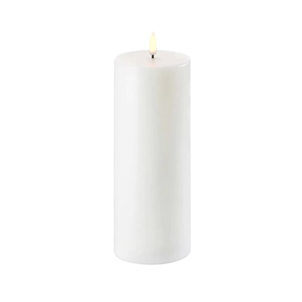 A cylinder-shaped, pillar-type flameless candle