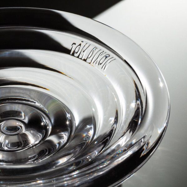 A detailed image of Press medium glass bowl by Tom Dixon.