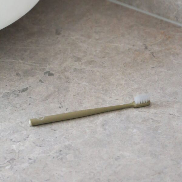 DESIGNSTUFF Wheatstraw Toothbrush, Sand