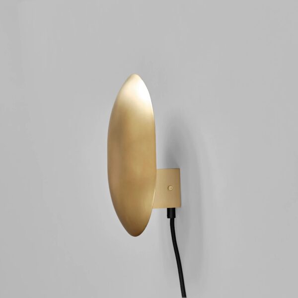PRE-ORDER | 101 COPENHAGEN Clam Wall Lamp, Brass