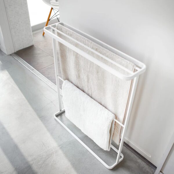 YAMAZAKI Tower Bath Towel Hanger, White